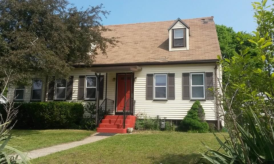1st image of 44 Charles Ave