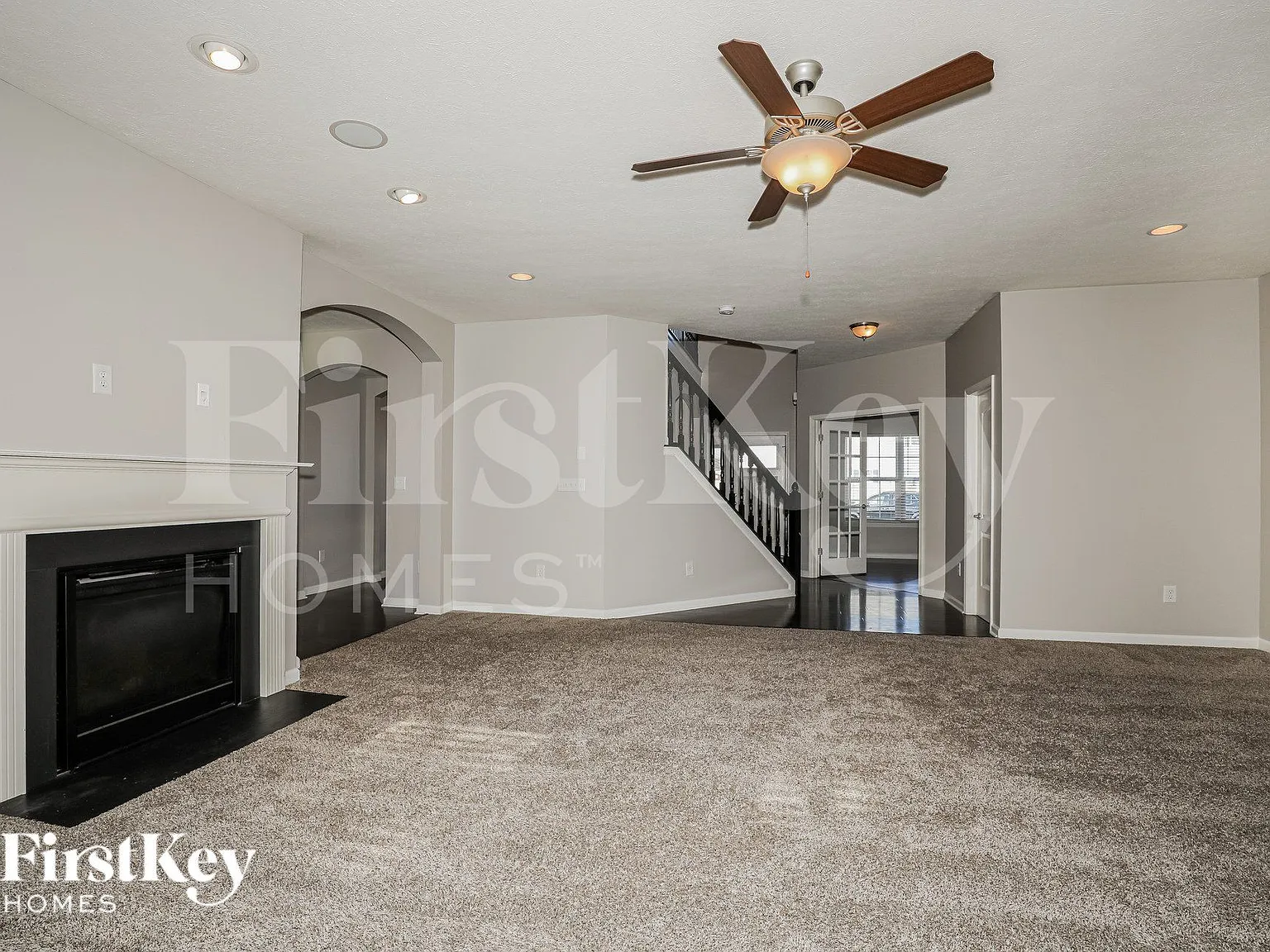 4 bed, 2.5 bath, 3534 sqft, $3,345 — Photo 4