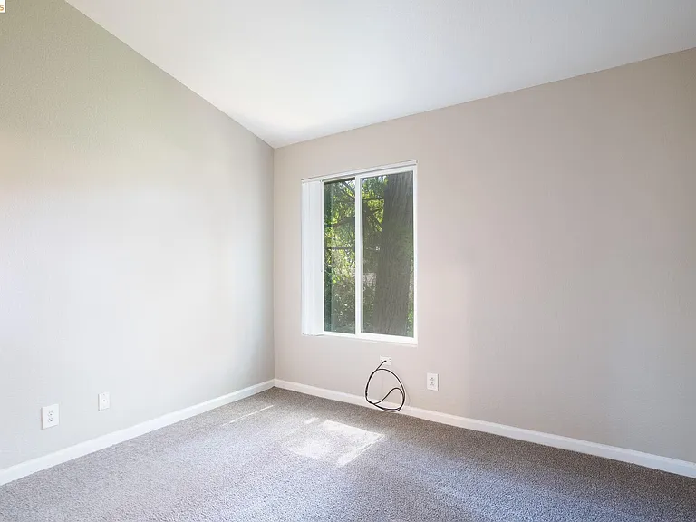 2005 San Jose Dr #211 — Photo 12