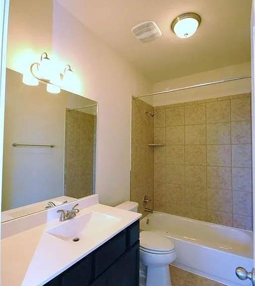 2222 Creekside Ln #C — Photo 20