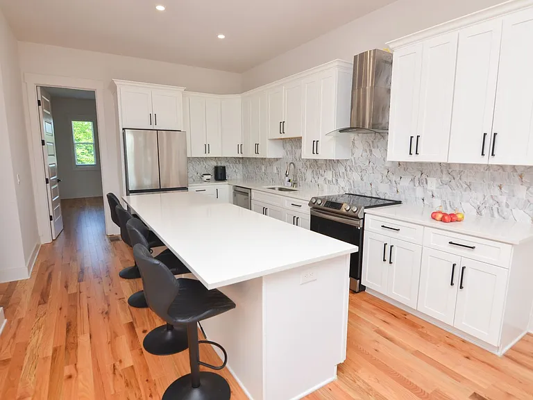 411 McAdoo Ave — Photo 11