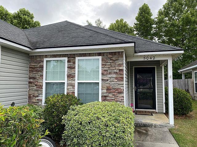 1st image of 5042 Greyfield Pl N