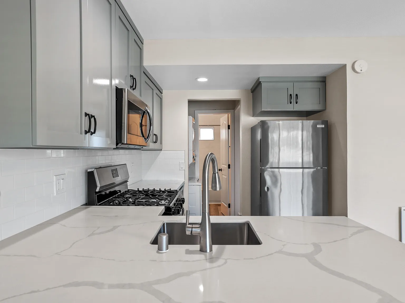 1 bed, 600 sqft, $2,295 — Photo 4