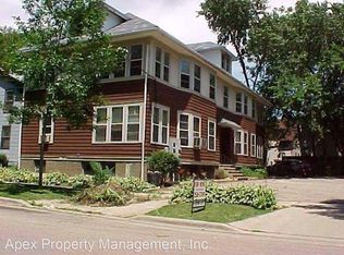 411 Rogers St APT 2, Madison, WI 53703