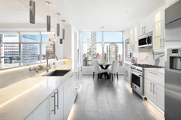 Rented by Corcoran | media 25