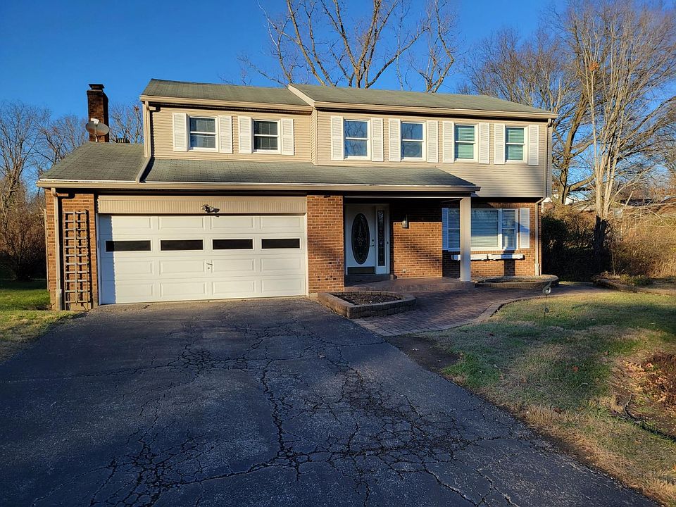1st image of 9926 Forestglen Dr