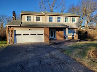 9926 Forestglen Dr, Cincinnati, OH 45242