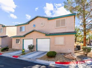 5621 Lago Ct, Las Vegas, NV 89118