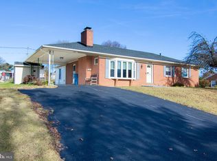 17224 Cloverleaf Rd, Hagerstown, MD 21740