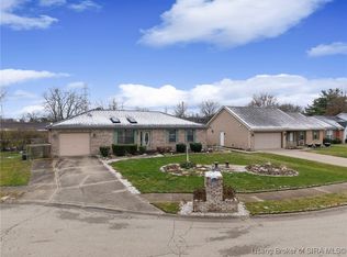 83 Fieldstone Court, New Albany, IN 47150