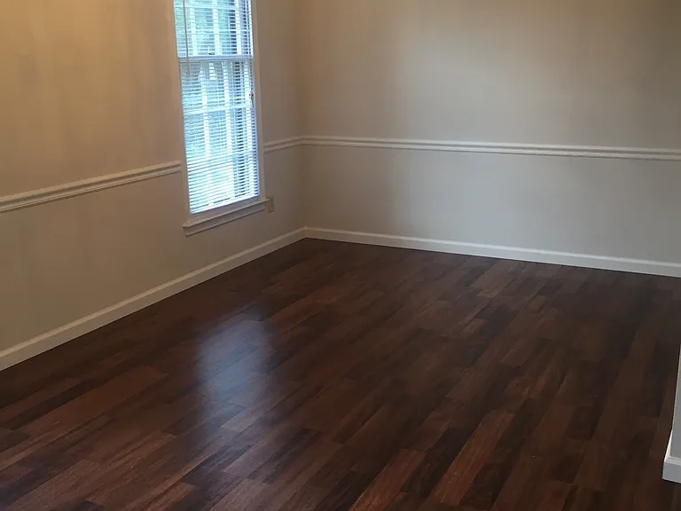 815 Seabury Ct — Photo 14