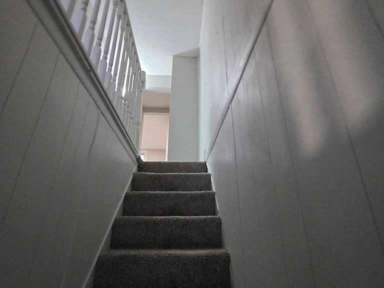 1008 Kenilworth Ave — Photo 12