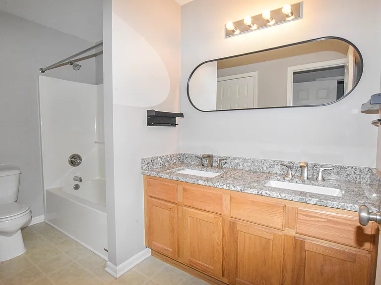 2210 Knotty Pine Trl — Photo 20