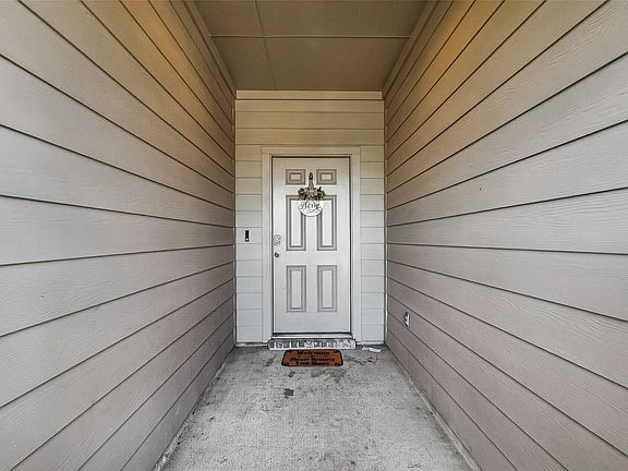 5th image of 5207 Becker Hills Ln