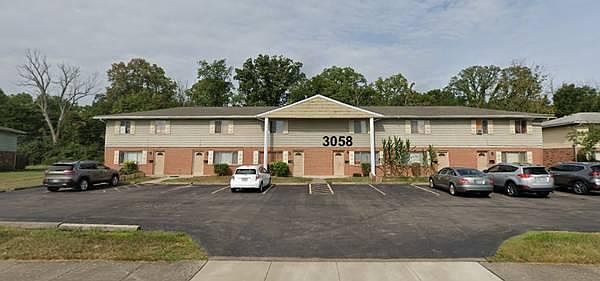 1st image of 3058 Benchwood Dr #3