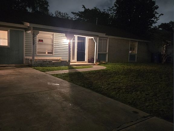 3rd image of 4259 Summer Sun Ln