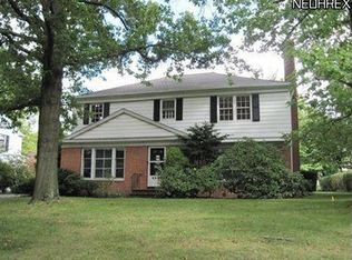 2687 Rochester Rd, Shaker Heights, OH 44122