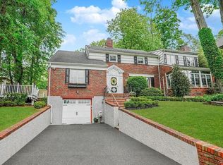 265 Lighthouse Ave, Staten Island, NY 10306