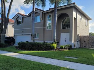 2531 Regalia Way, Cooper City, FL 33026
