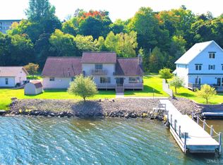 1210 E Lakeshore Dr, Houghton, MI 49931