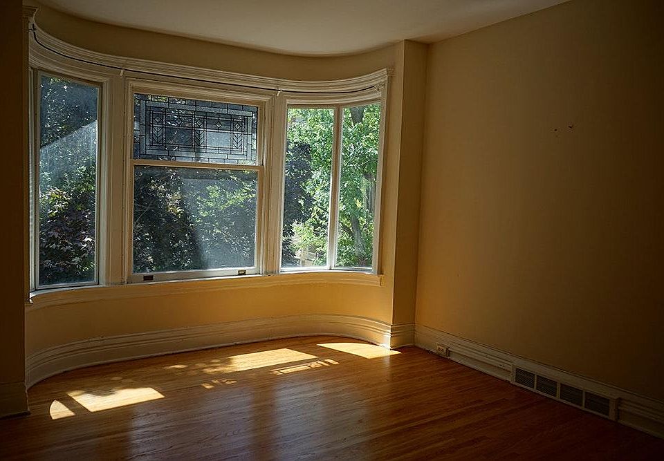 1st image of 193 Cleveland Ave