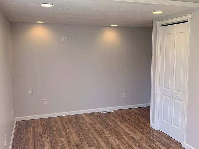 346 Virginia Ave — Photo 12
