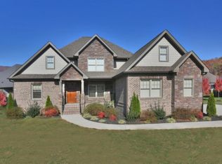 6213 Dry Canyon Ln, Hixson, TN 37343