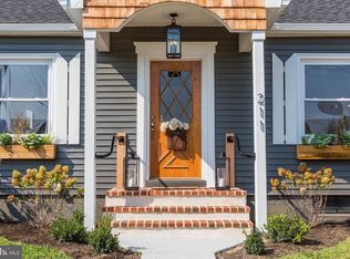 211 Wecaf Rd, New Holland, PA 17557