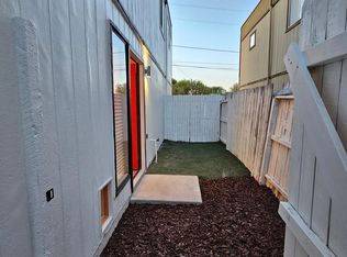 1736 E Pepper Cir APT 3, Mesa, AZ 85203