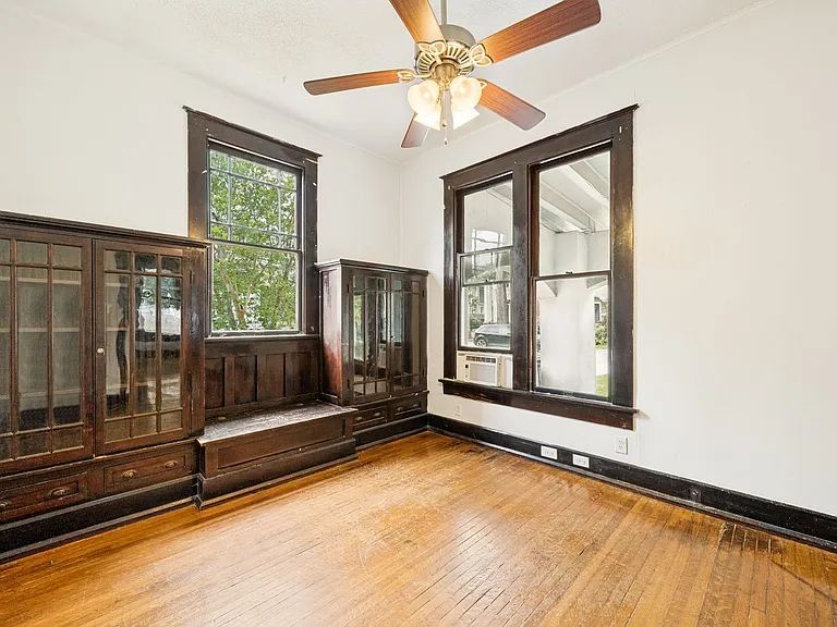 514 E Park Ave — Photo 17