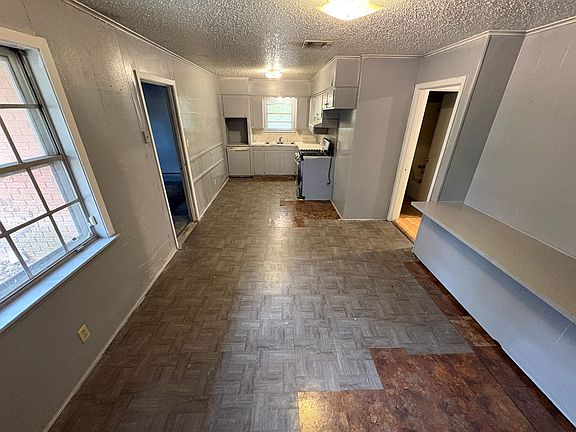 4th image of 5526 Cross Timbers Dr