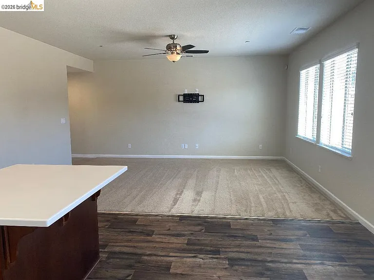 3636 Landmark Cir — Photo 4