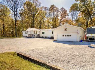1125 Highway 66, New Harmony, IN 47631