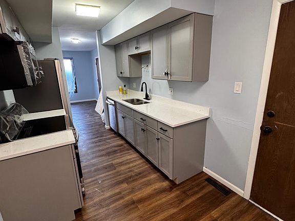 4th image of 1136 Camellia Dr Unit 1