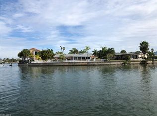 212 Hermosita Dr, Saint Pete Beach, FL 33706
