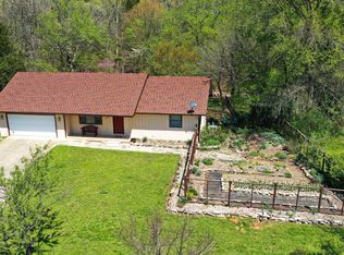 294 Arrowhead Cir, Rockaway Beach, MO 65740