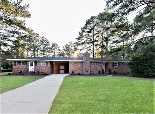 1978 Graham Rd, Fayetteville, NC 28304