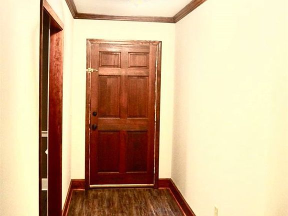 2nd image of 412 Brentwood Dr