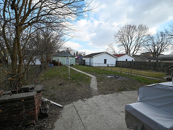 5th image of 602 Cleveland Ave