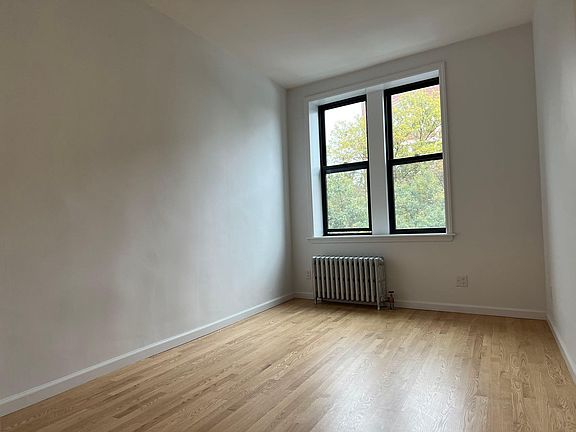 2nd image of 5109 Fort Hamilton Pkwy #2R