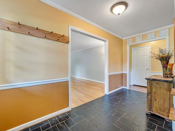 3rd image of 5265 Cherokee Hills Dr