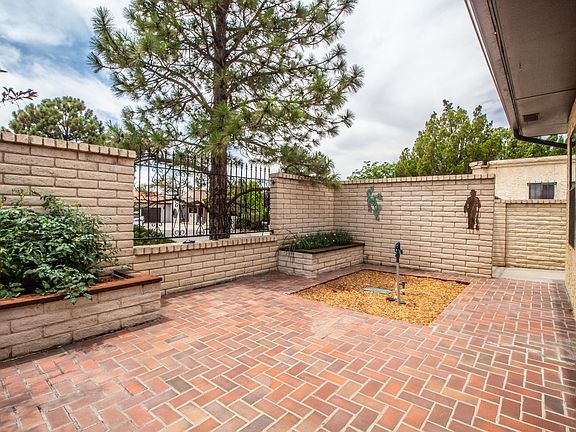 4th image of 606 Merino Kraal St