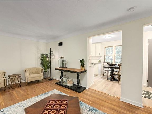 4th image of 3973 W 226th St
