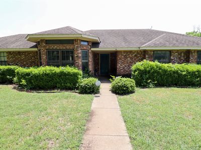 124 Walnut Ct, Oak Leaf, TX, 75154