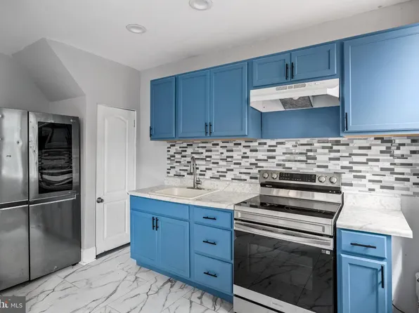 1035 McDowell Ave, Chester, PA 19013