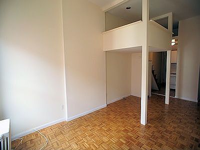2nd image of 139 Thompson St APT 16