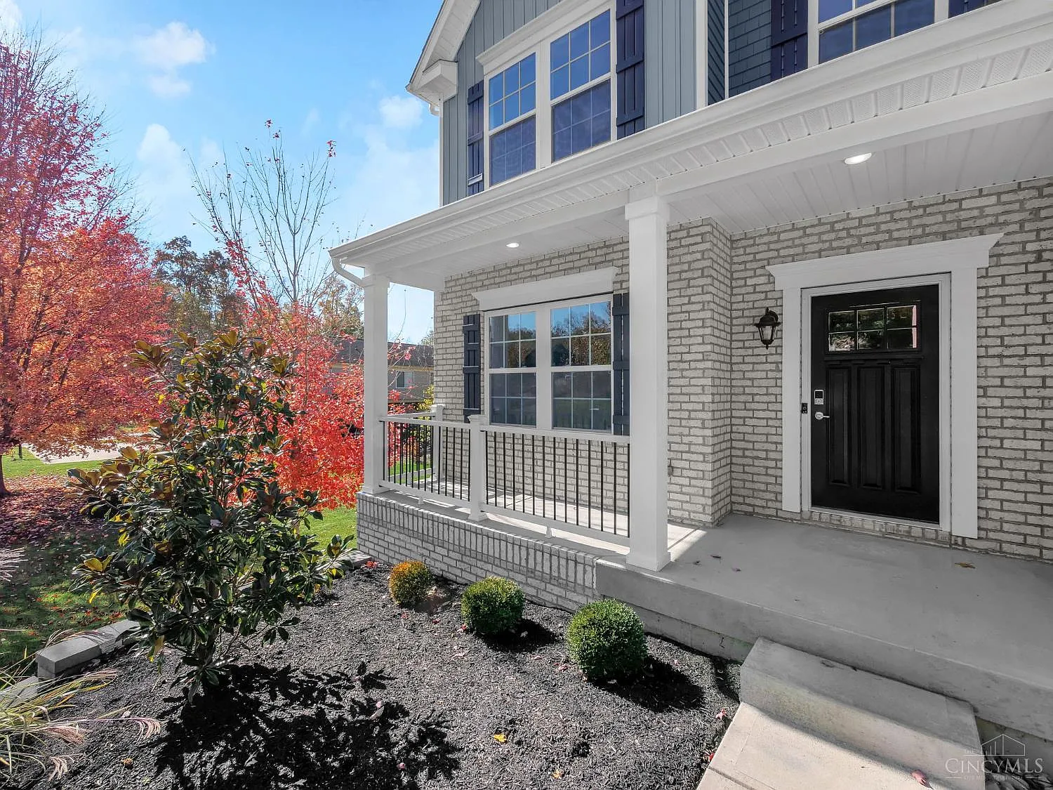 4 bed, 4108 sqft, $4,200 — Photo 4