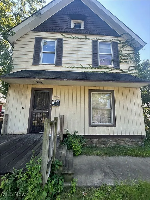 18402 Melville Rd photo 1
