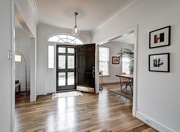 4th image of 5628 Saint James Ct