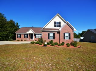 1721 Thunder Gulch Trl, Hope Mills, NC 28348